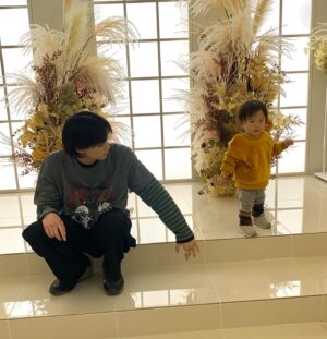 Reo Matsumoto Instagram - ・
皆さん大晦日いかがお過ごしですか。

僕はなかなか会えない甥っ子のオタクをしています。

2023年も最高の1年でした

「沼女」「ジャックフロスト」「下剋上球児」
「君には届かない」「あきない世傳金と銀」

本当にありがとうございました

良いお年をです。来年もよろしくね