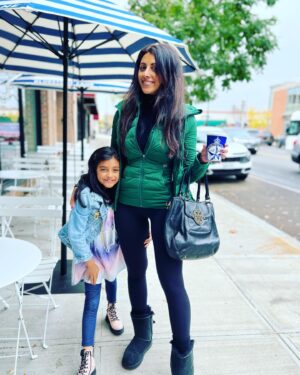 Reshma Shetty Instagram - I love my kid . And I love matcha green tea lattes now as well it seems . @bluestonelanecoffee #whoknew