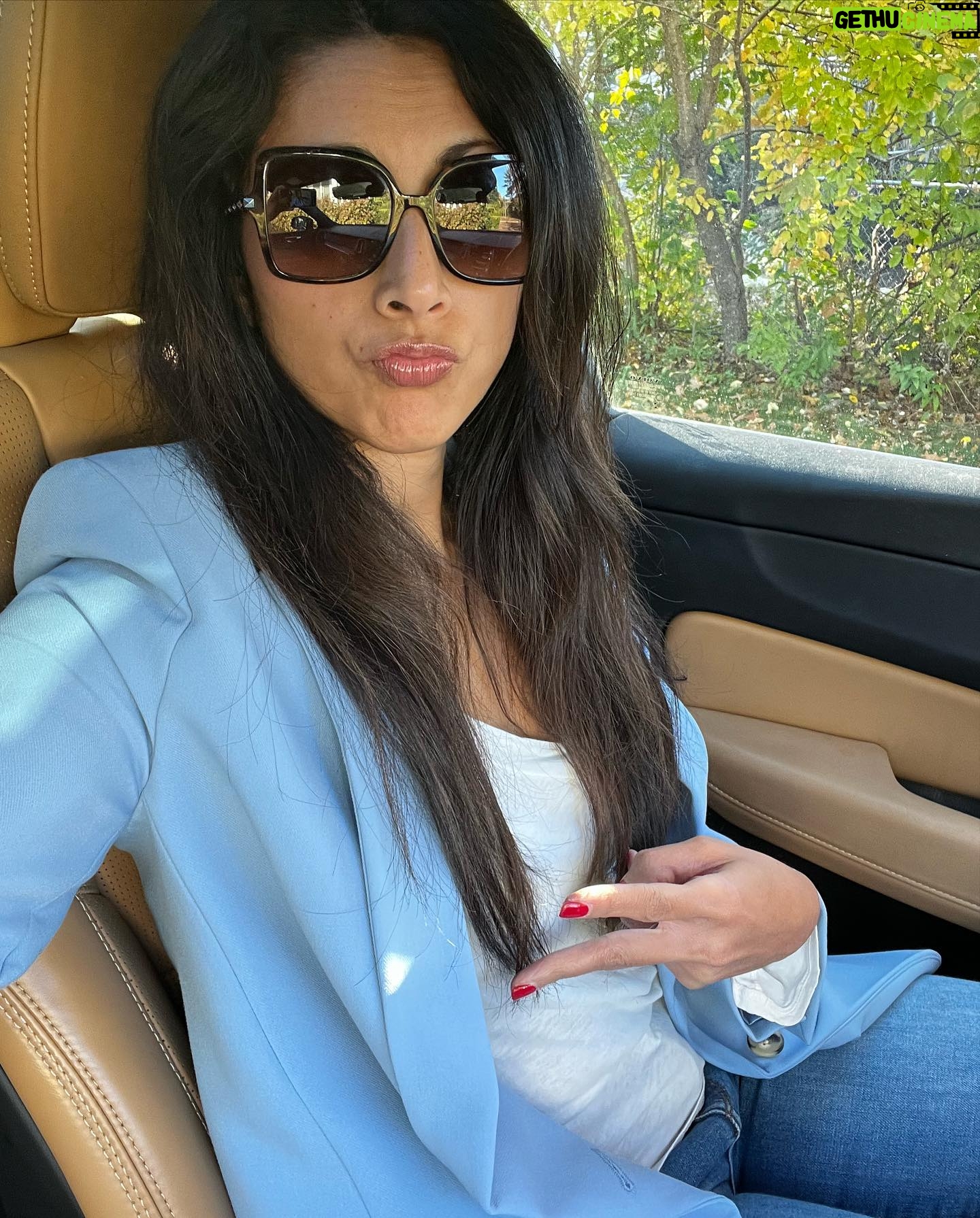 Reshma Shetty - 885 Likes - My birthday started with coffee,carbs,,Ugg’s and pajamas ! My favorite start to the day . Two stag sightings , a ladybird on my leg and a Monarch butterfly fly by. Progressed to a shower at some point and the finale with the love of my life and a gas fire pit toast . #blessed #anotheryearolder