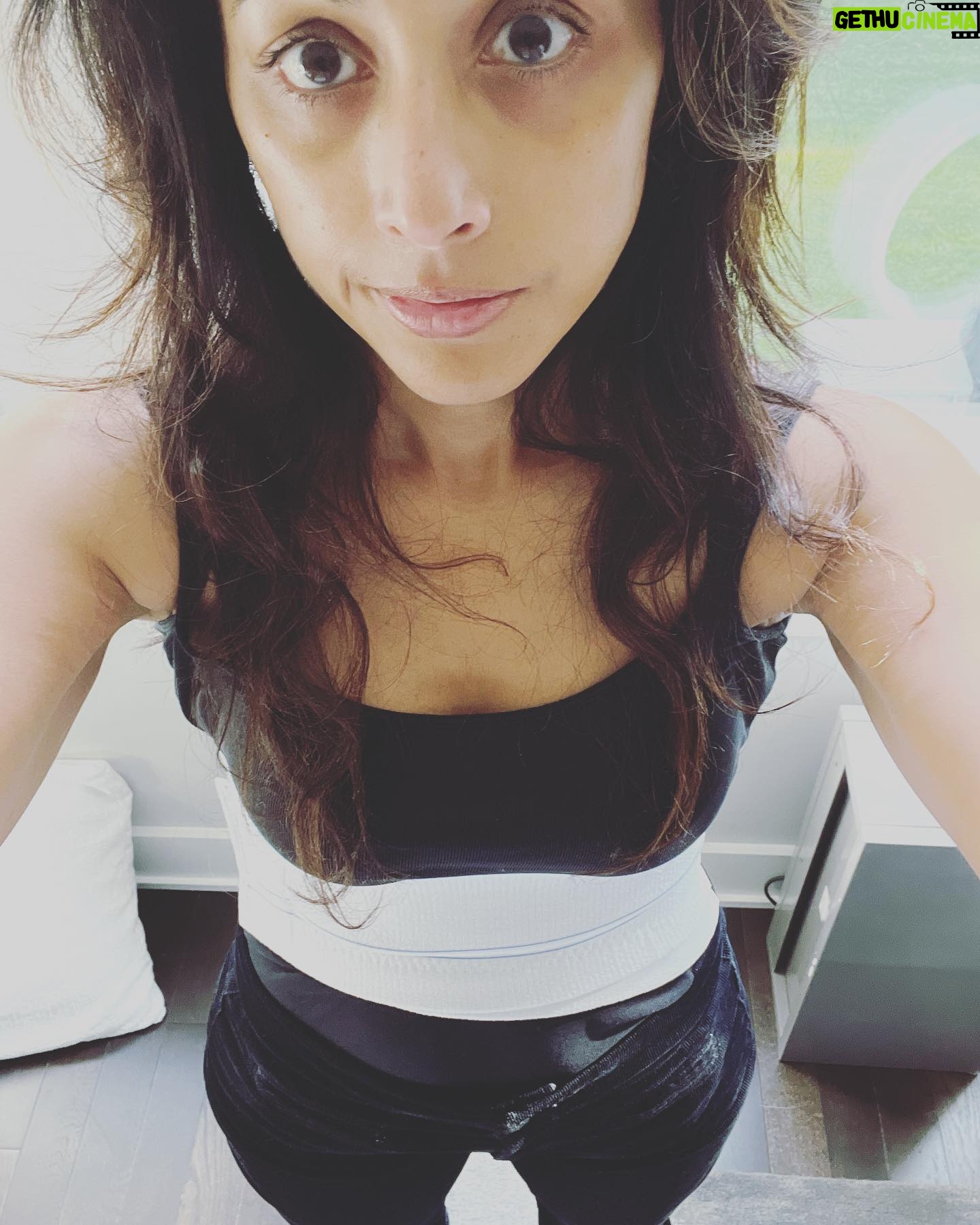 Reshma Shetty - 552 Likes - That day your kids home sick , her outside party may get rained out , and you just feel overall sorry for yourself as you coughed so hard when you got covid you re- Injured an intercostal muscle so now you canāt cough sneeze or exercise without extreme pain . But hey at least this stark white rib belt can still be a fashion accessory . #goodvibesneeded #coughssuck #stillblessed
