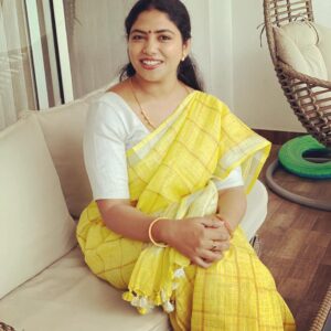 Reshmi Karthigeyan Instagram - Yellow💛💫