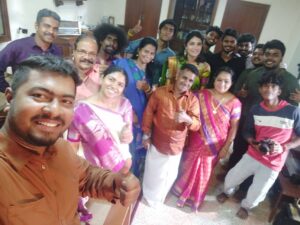 Reshmi Karthigeyan Instagram - Happy to be a team😍👍🏻
Watch us on Disney hot star
@erumasaani @vijayviruz @amar.keerthi @jaiseelan_sivaram @vijaykrish__ @raamkiran_m @sumeshvariath@kevinfelson @mimi_kert @erumasaani_fc 
#erumasani#Disneyhotstar#
