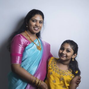 Reshmi Karthigeyan Instagram - Engagement clicks😍 Vaishnavi and Jithin😍
Thanks to Vishnu and Sajin
@lights_by_alex
And for costume
@shrishti_designers 
Makeup
@diyasujan_muah