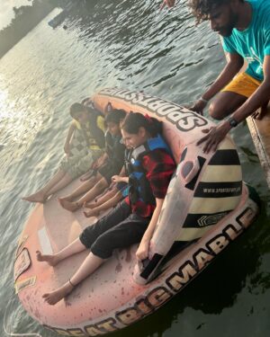 Reshmi Menon Instagram - To a summer making the best memories with the best People ❤️