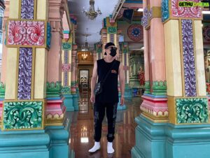Rexen Cheng Jen-Shuo Instagram - 霍元甲師父叫我練完功去廟裏沉澱一下（吉安導演眼裏的我）🤔
#五月雪 #雪隆精武 #波仔
#張吉安 #霍元甲