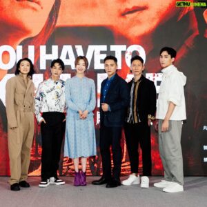 Rexen Cheng Jen-Shuo Instagram - #我是自願讓他殺了我 📽🎞
發佈記者會 👋

花一點耐心等待、會很值得期待。
Coming soon ⋯

Styling : @charliebubblecat 
Clothes : @carnival1969 
Shoes : @bally 
Make up : @2_kyun_hee
