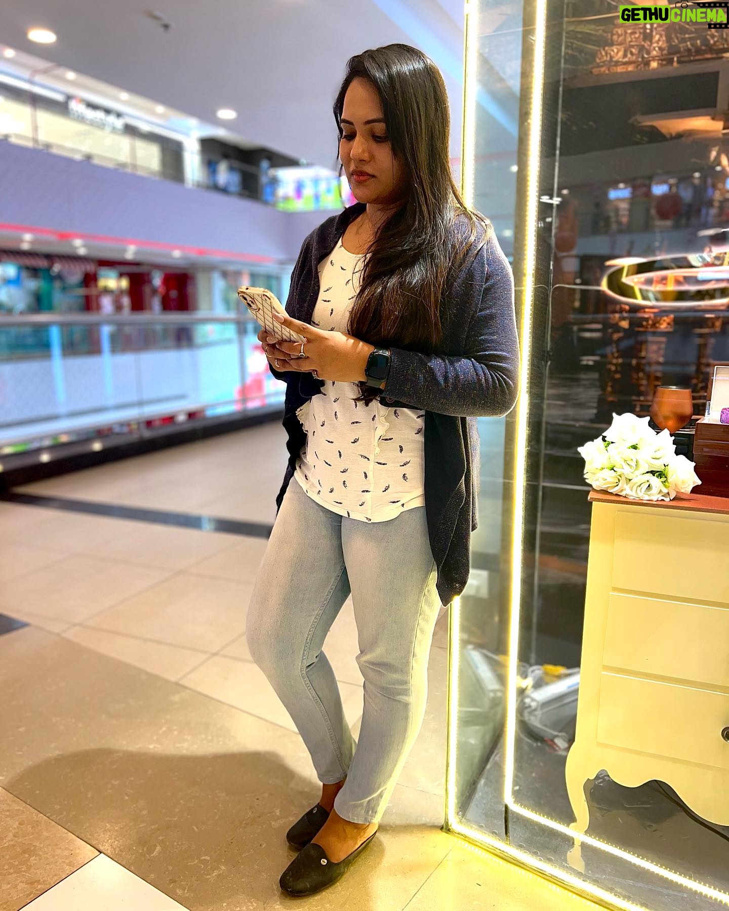 Reyaa Hari - 165 Likes - Some candid always spl❤️
Pc- @maktham_muthu_ thanks da 😎