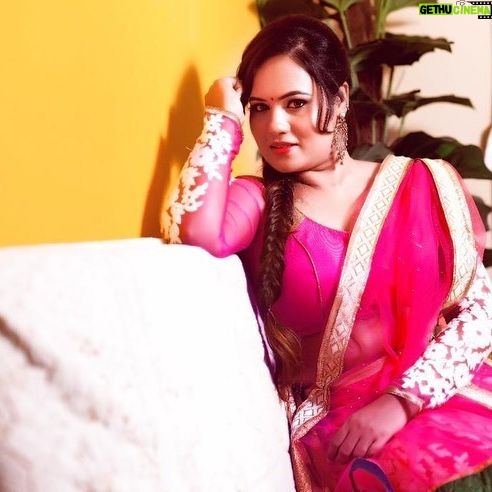 Reyaa Hari - 253 Likes - Chubby chubby ☺️#spreadpositivity #chubbygirl #loveyourself #photographer #spreadlove #chubby #goodvibes