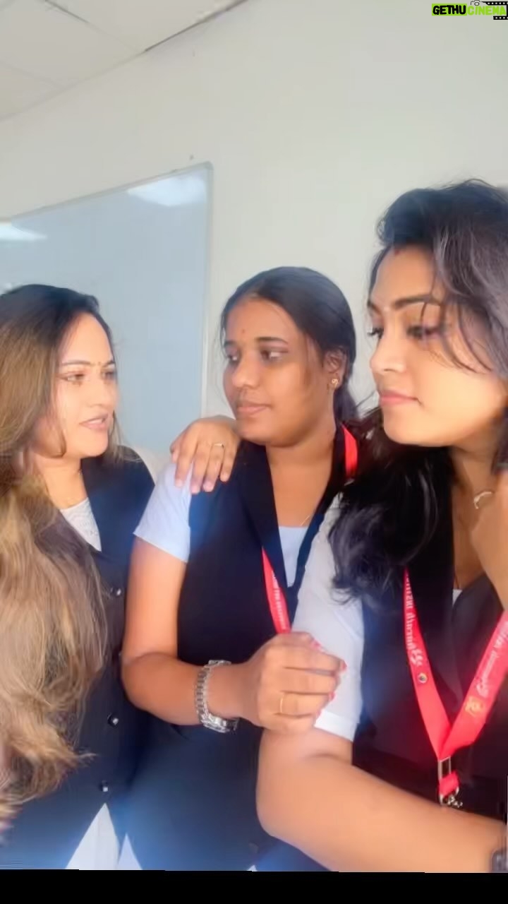Reyaa Hari - 390 Likes - Break tym atrocity 😅😂 #friendship #friendshipgoals #collegelife #college #girlsgirlsgirls #gang #law #lawyerstatus #lawyer #student