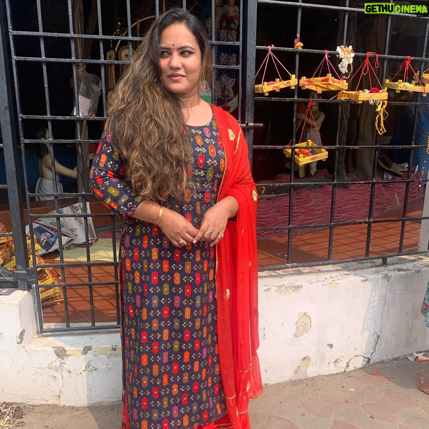 Reyaa Hari - 663 Likes - Feeling blessed 😍😇❤️