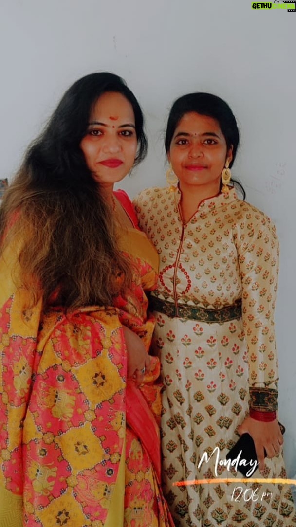 Reyaa Hari - 372 Likes - Break time atrocities 🤦🏻♀️😎#funtimes#bestie #collegelife #reels #friends #lol 😆