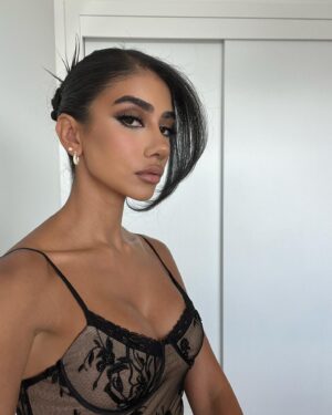 Rhianna Jagpal Instagram - the face card is certainly not declining