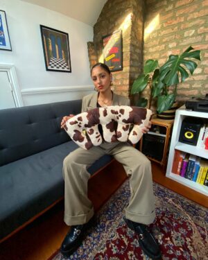 Rhianne Barreto Instagram - get ur GORGEOUS @rosegreenberg_ pillows ! I love love love her-thank u! ! #gifted