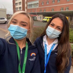 Rhiannon Dixon Instagram - From White Collar, to Pharmacy, to World Champion boxer 👏 @rhiannondixon_ 

What a story and more chapters to write ✨ #RhiannonDixon #Boxing #DixonCarabajal