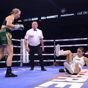 Rhiannon Dixon Instagram - From a pharmacist to World Champion 👑 

@rhiannondixon_ is the new WBO World Lightweight Champion with a points win over Karen Carabajal 👏👏👏

📝 98-91, 97-92, 96-93 #DixonCarabajal
