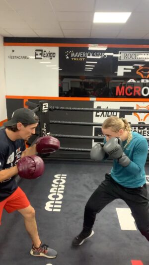 Rhiannon Dixon Instagram - You’d think in the 2/3 years I’ve been training at @fox_abc_manchester I would have been allowed to pick the music once…