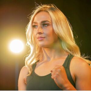 Rhiannon Dixon Instagram - Not as moody as I look