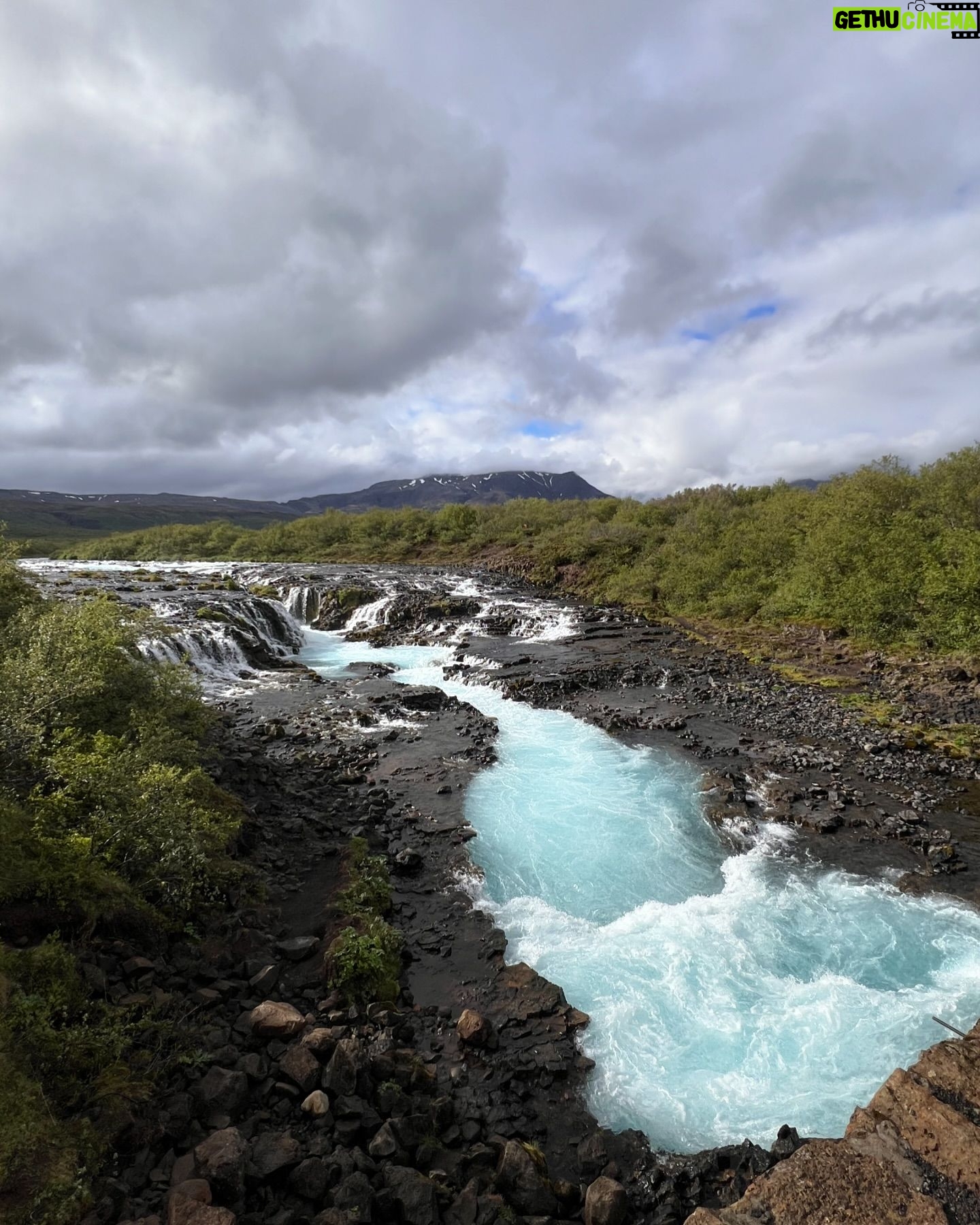 Rhys Olivia Cote - 3 Likes - Last Day in Iceland!! The Golden Circle! BREATHTAKING VIEWS! Loved getting to see Jill too. @goosegal17 ➡️➡️➡️➡️➡️! #iceland #thegoldencircle #europe #europetravel #holiday #vacation #familytime #rhysolivia #rhyscote