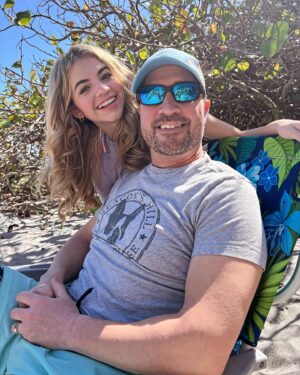Rhys Olivia Cote Instagram - Such a fun week in Florida visiting my Grammy, Grandpa & our friends! Now off to Nashville!! #jupiterflorida #palmbeachgardens #melbourneflorida #singerisland #loggerheadmarinelifecenter #dogbeach #family #friends #love #sunshine ➡️➡️➡️➡️➡️➡️ 🏝️🏖️🌴☀️