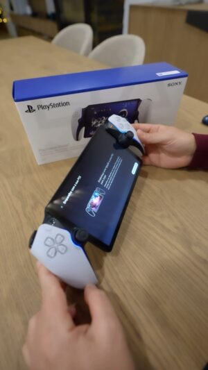 RicFazeres Instagram - Já liguei a nova PlayStation Portal #playstationportal #playstation