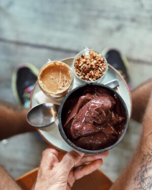 Ricardo Barbato Instagram - Resumo Visual

1. Laundry Boy
2. Reflexão 
3. Açaí Artesanal do Madura
4. Suco do bronze @greenpeoplebrasil 
5. PF do Barba by @madureirasucos 
6. Super Coffee @caffeinearmy 
7. Aula em Sto. André @jardimsecreto_abc 
8. Bowl Alegria @veganwaybrasil 
9. Arquitetura 
10. Um pedaço de natureza em meio a Selva de Pedra

#random #frames #lifestyle