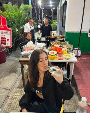 Ricardo Gómez Instagram - México con la banda 
te amo 🇲🇽 

bautizando al primerizo @santicrespo en la última 😏