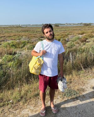 Ricardo Gómez Instagram - la vacación 🇫🇷🦪🐠⛱️🚗🍷🧀