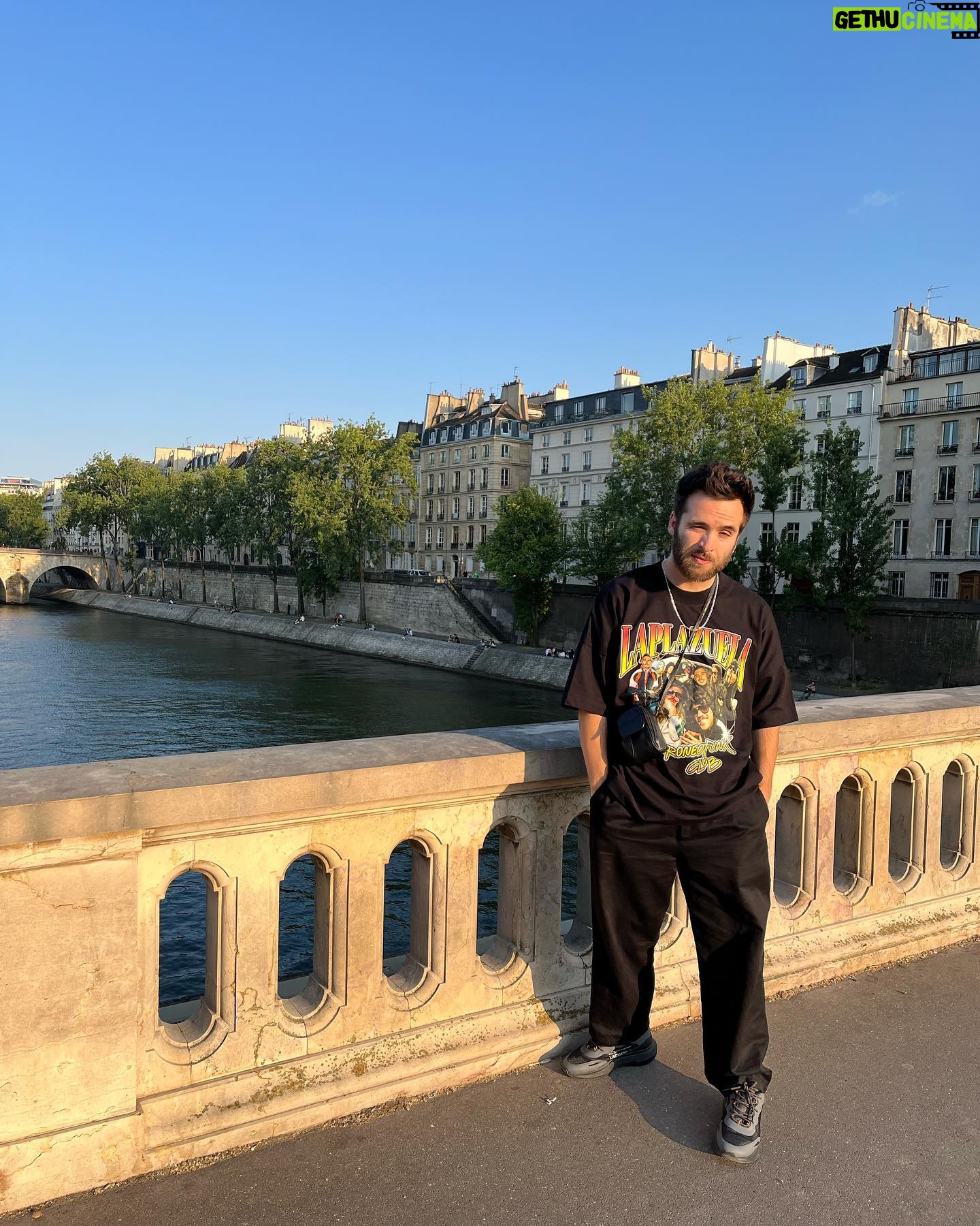 Ricardo Gómez - 8.8K Likes - 10/10 🇫🇷💘