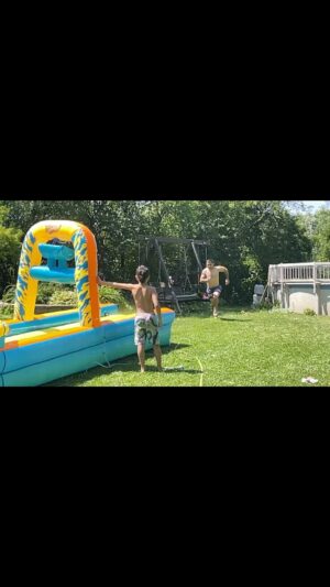 Ricardo Lamas Instagram - Giving your wife “the look” from the slip and slide.  I think it worked…… 

#thelook #slipandslide #howyoudoin