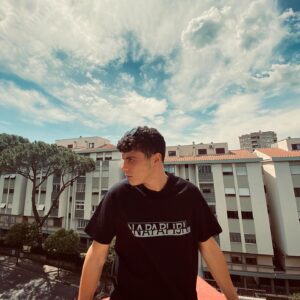 Riccardo Mandolini Instagram - 🌤 @napapijri 
#adv