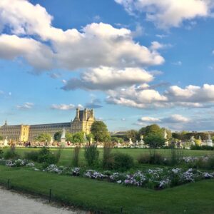 Richa Pallod Instagram - A beautiful evening in Paris #lifeinparis#every min here had happiness 🥰