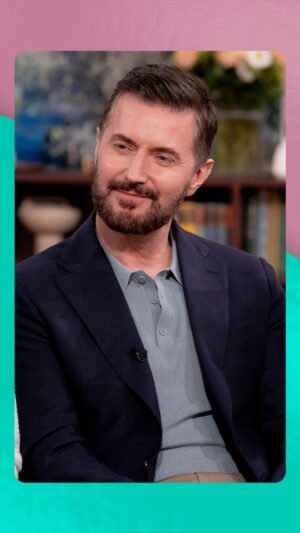 Richard Armitage Instagram - If you’ve been watching ITV’s brand new thriller Red Eye and wondered how they filmed THAT scene in the middle of Stansted Airport, here’s a little piece of insider information! 🎬

#ThisMorning #RedEye