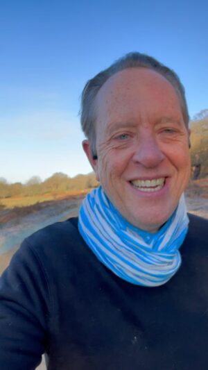 Richard E. Grant Instagram - Even though I’m only managing to run two miles every morning, the feeling of exhilaration afterwards, is worth every second.