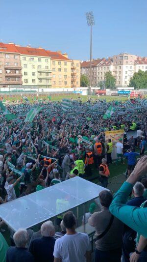 Richard Genzer Instagram - Tak jsme čtvrtý no a co… no a co oooo @bohemians_praha_1905
