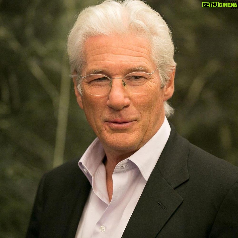 Richard Gere - 6.2K Likes - #RichardGere #richard #gere #richardtiffanygere #wunderful #usa #instamen #instafashion #prettymen #prettywoman #actor #amazing #awesome #film #followme #favoritefilm #followforfollow #giorgioarmani #lovehim #likeforlike #beautiful #bestactor #bestmovie #ny #newyork #movie #mensfashion #menwithstyle #silverfox #giorgioarmani #motherfatherson
