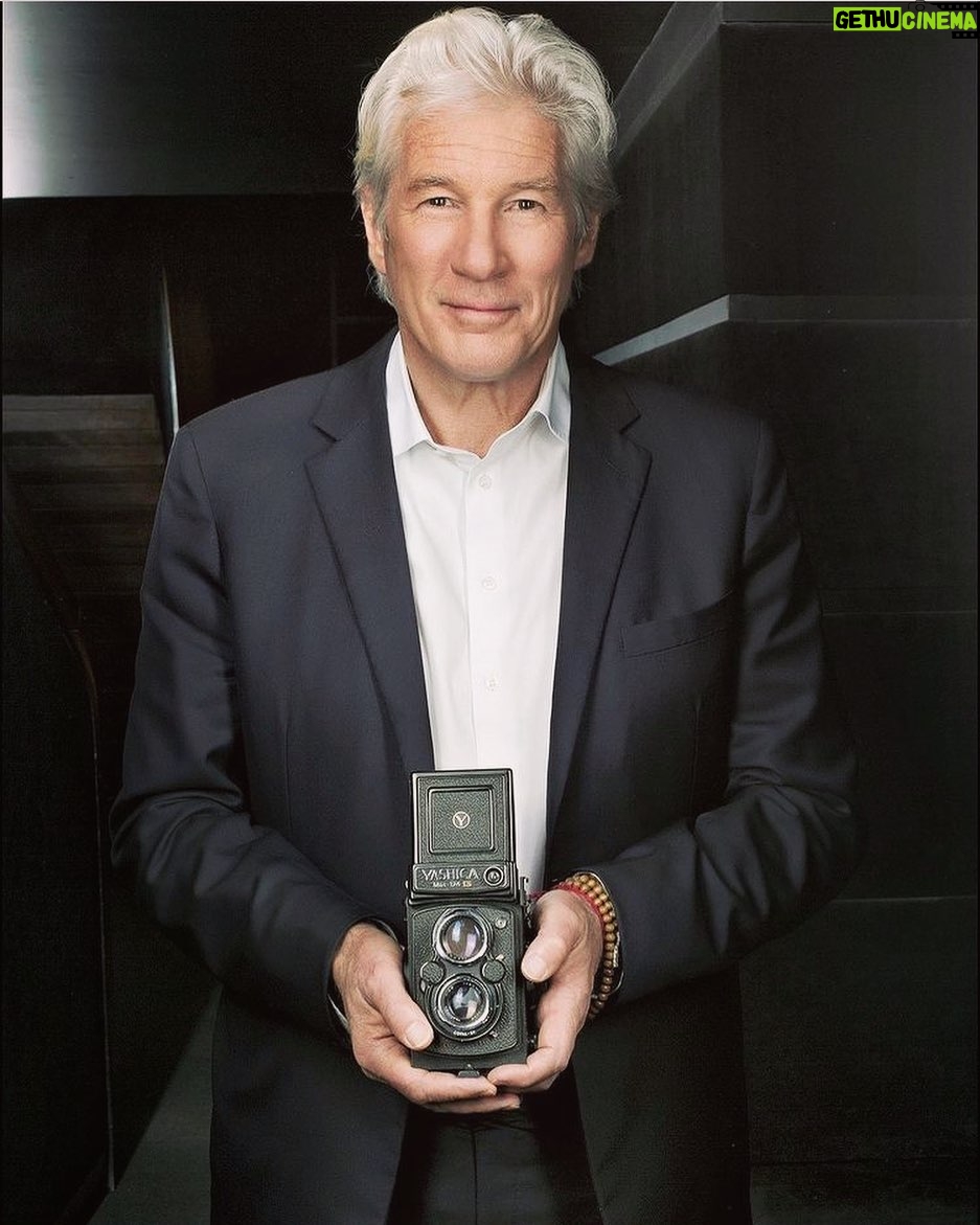 Richard Gere - 5.7K Likes - Smile šø
#RichardGere #richard #gere #richardtiffanygere #wunderful #usa #instamen #instafashion #prettymen #prettywoman #actor #amazing #awesome #film #followme #favoritefilm #followforfollow #giorgioarmani #lovehim #likeforlike #beautiful #bestactor #bestmovie #ny #newyork #movie #mensfashion #menwithstyle #silverfox #giorgioarmani #motherfatherson