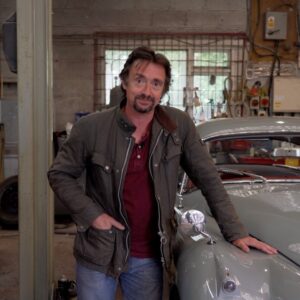 Richard Hammond Instagram - I’m making a new show and I’m putting my money where my mouth is. 

@discoveryplusuk #RichardHammondsWorkshop #thesmallestcog @the.smallest.cog