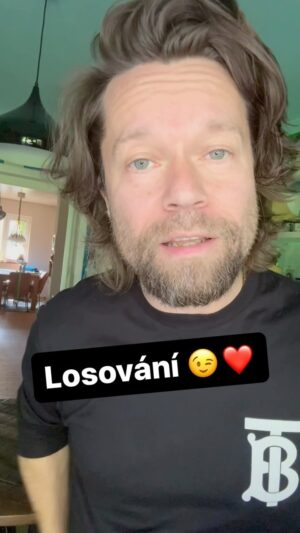 Richard Krajčo Instagram - Tak je tu vyhlášení soutěže ❤️ a těším se na vás zítra v Olomouce a dnes sledujte stories ze zkoušek 😉