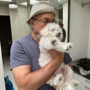 Richard Schiff Instagram - My beard’s whiter than your beard. #dogsofinstagram #dog #doglover