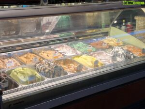 Richie Stephens Instagram - Guilty pleasures at @cafeugo
.
.
.
.
.
#gelato #italiangelato #culver #culvercity #dessert #sweettooth #dessertart #icecreamlover #icecreamporn