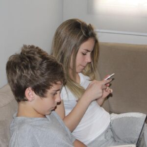 Rick Bonadio Instagram - Feliz dia dos pais a todos ! Obrigado Gabi , Leo e Eva  por tanta felicidade !!!