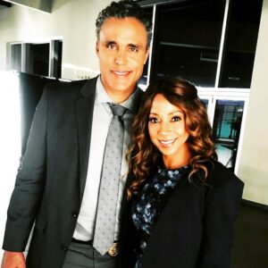 Rick Fox Instagram - Happy Monday ~ Thank you for Tuning in last night and supporting us #BilllyBlessing & #IanJackson in #MorningShowMysteries 
#MurderOnTheMenu on #HallmarkChannel ❤️