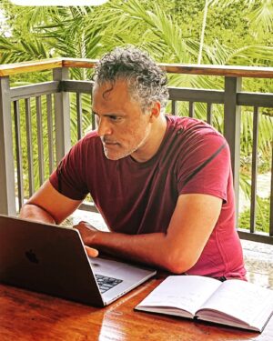 Rick Fox Instagram - Zooming all my life …..🤷🏽
