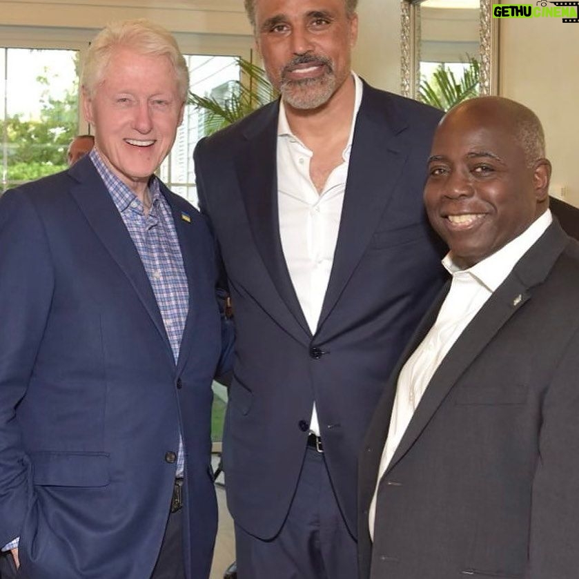 Rick Fox - 2.1K Likes - What an incredible week at @cryptobahamas. Thank you @ftx_official and @salt for having me, can’t wait for the next one.