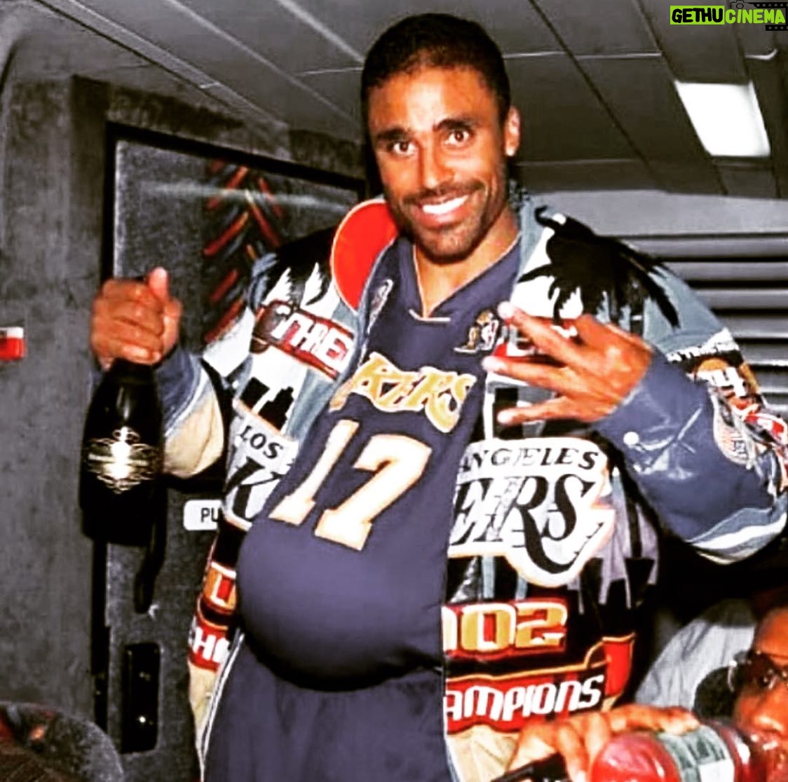Rick Fox - 1.9K Likes - 3 NBA Championships Later