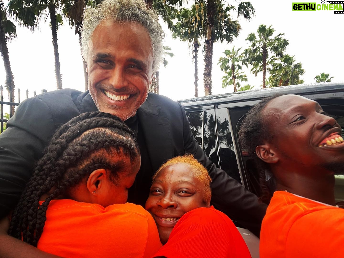 Rick Fox - 2.5K Likes - Spread Love ❤️ #242totheworld🌎🇧🇸