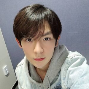 Ricky Instagram - 잘지내는건가  혹쉬~?
