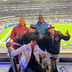 Ricky Bell Instagram - SoFi with these guys! #BBD #DRE #RamsHouse