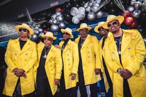 Ricky Bell Instagram - Thank You to every single 
New Edition fan past and present.  Your support and Prayers have kept us alive and kicking for 40 years in this often-times crazy business. 

I never imagined, not even in my wildest dreams, that from a simple passion, born in 1978, would turn into a 45 year journey of the greatest moments of my life!  Back then our wish was simple and small, but God clearly had other plans. Plans that would have us touch the world in ways no adolescent kid could conjure up. And still we continue to affect multiple generations, and generations to come. 

To say that I’m grateful would do zero to explain the impact of what I’m feeling right now. 

Ronnie, Bobby, Ralph, Mike,  Johnny and Brooke Thank you for helping me make my dearly departed Mom and Dad proud of me. 

I love you brothers with everything in me! 

Here’s to another 40! 🥂 
#NE4Life!!!