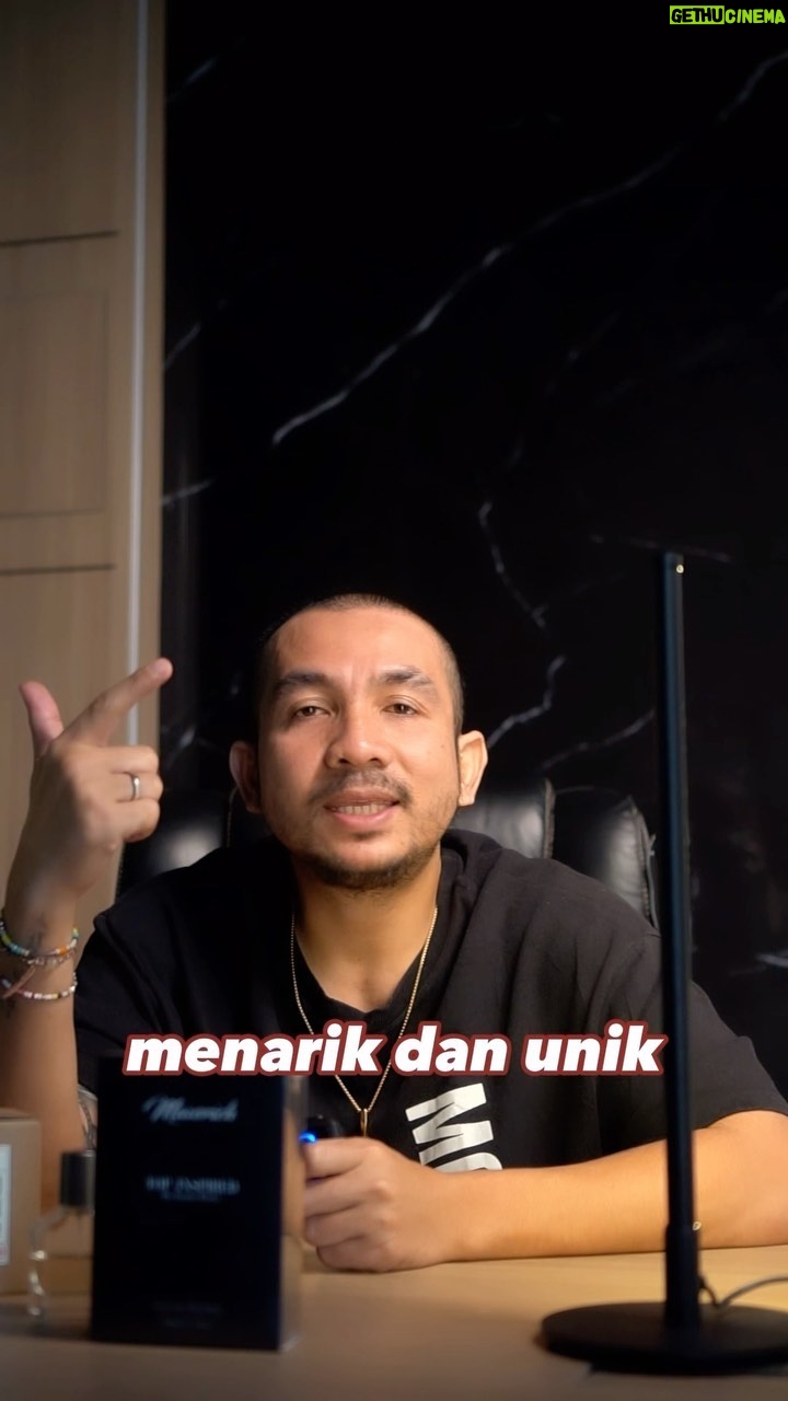 Ricky Komo - 423.1K Likes - Harta yang paling berharga adalah keluarga.. setuju ngk kalian?
